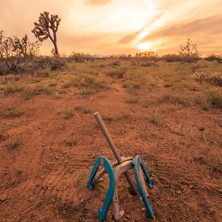 Coyote Tracks - A Modern Desert Experience Villa Joshua Tree Buitenkant foto