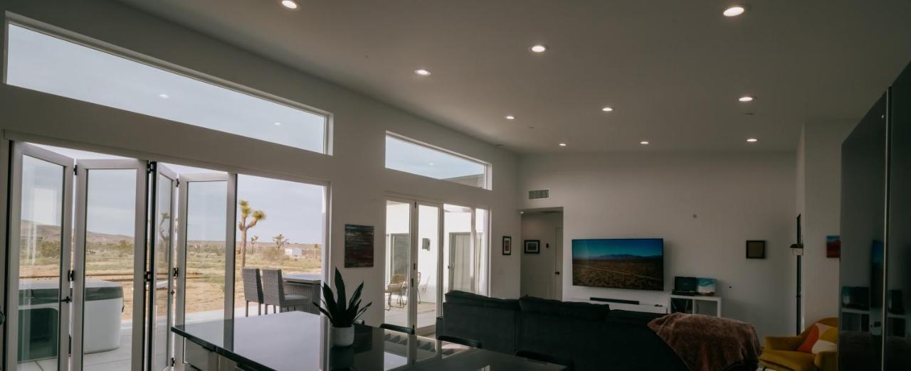 Coyote Tracks - A Modern Desert Experience Villa Joshua Tree Buitenkant foto